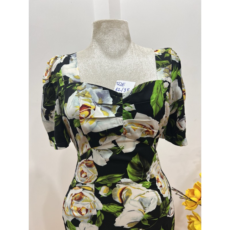 Đầm đuôi cá size M nền đen 183191