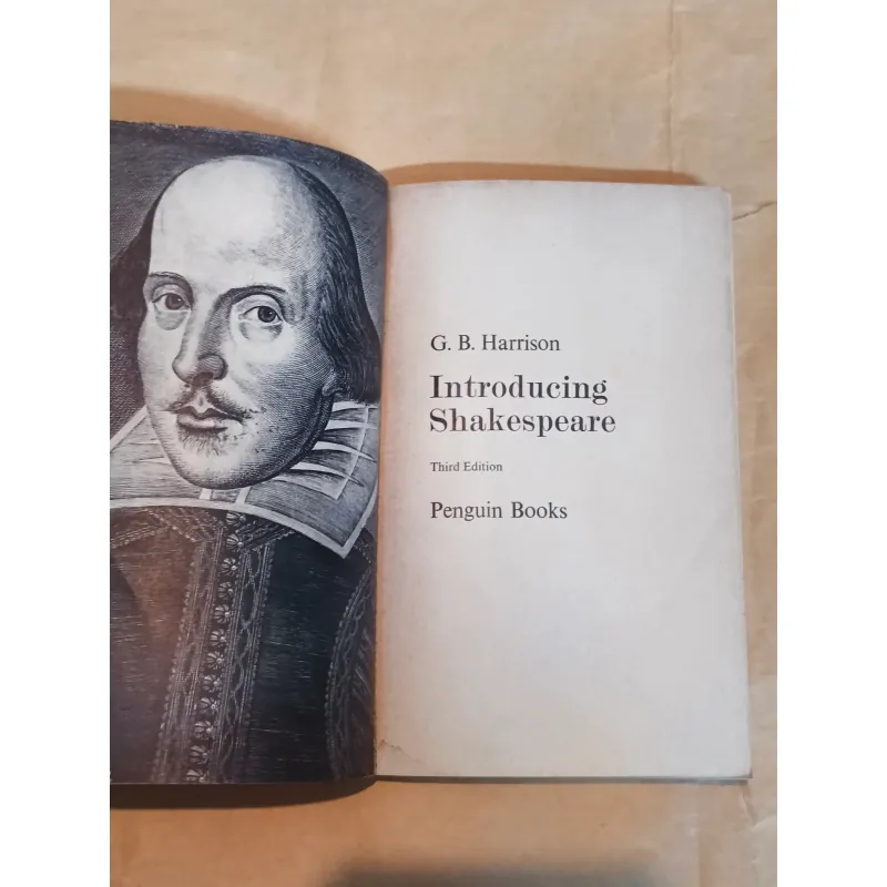 Introducing Shakespeare (Pelican) 1025163