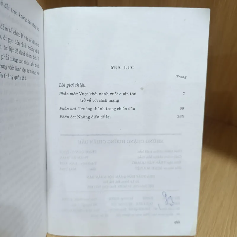 Những chặng đường chiến đấu - hồi ký Trung tướng Vương Thừa Vũ  1009764