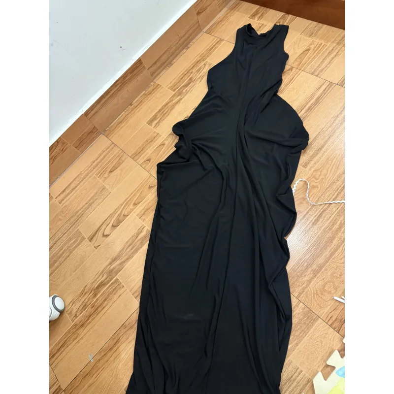 Váy đen dài sát nách 999925