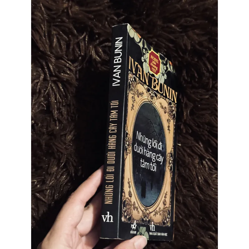 Những lối đi dưới hàng cây tăm tối 993152