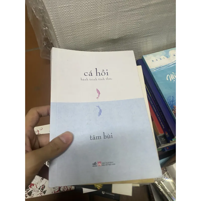 Sách cá hồi hành trình tỉnh thức 312347