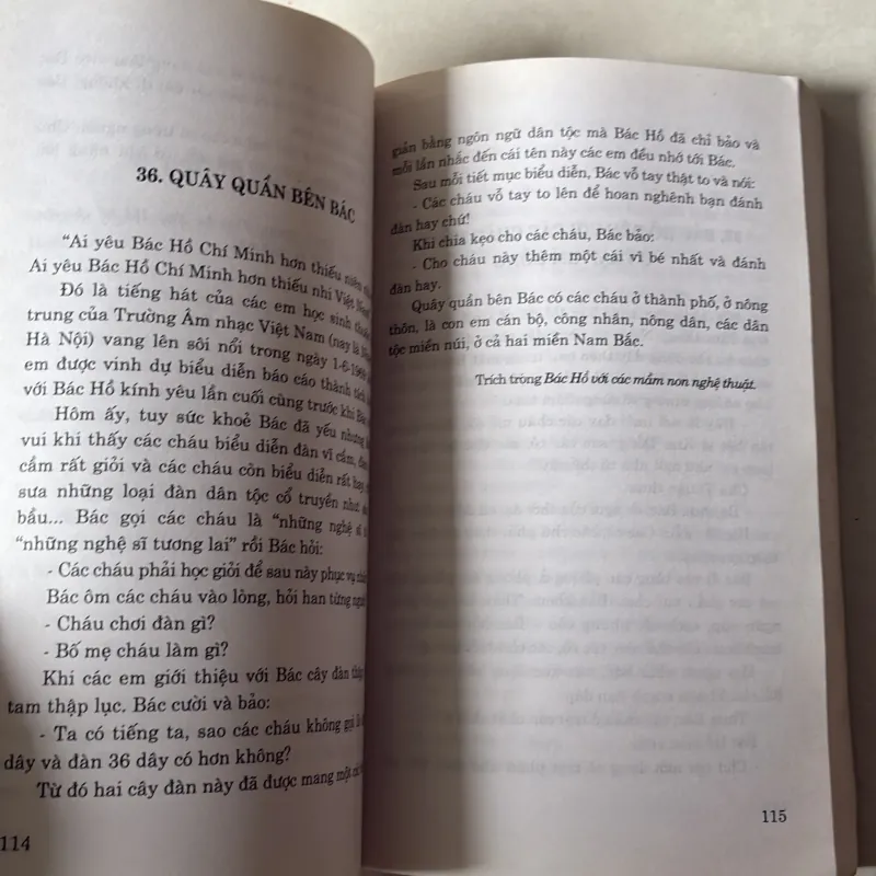 Những mẫu chuyện về tấm gương đạo đức Hồ Chí Minh 756746