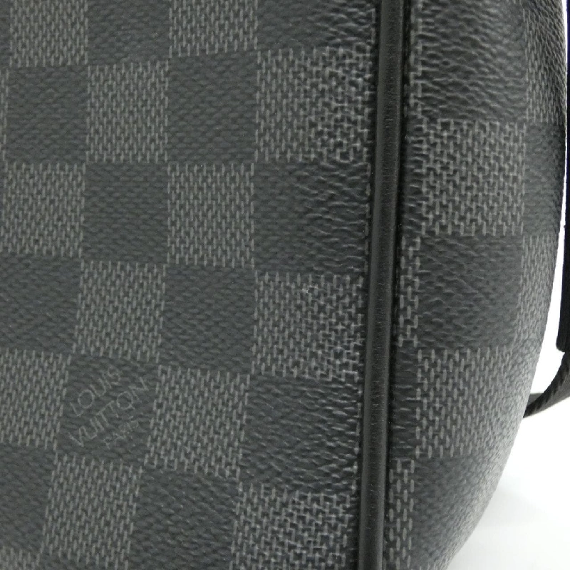 Túi xách vai Louis Vuitton Damier Graphite District PM N42710 - Hàng hiệu Chính hãng 801438