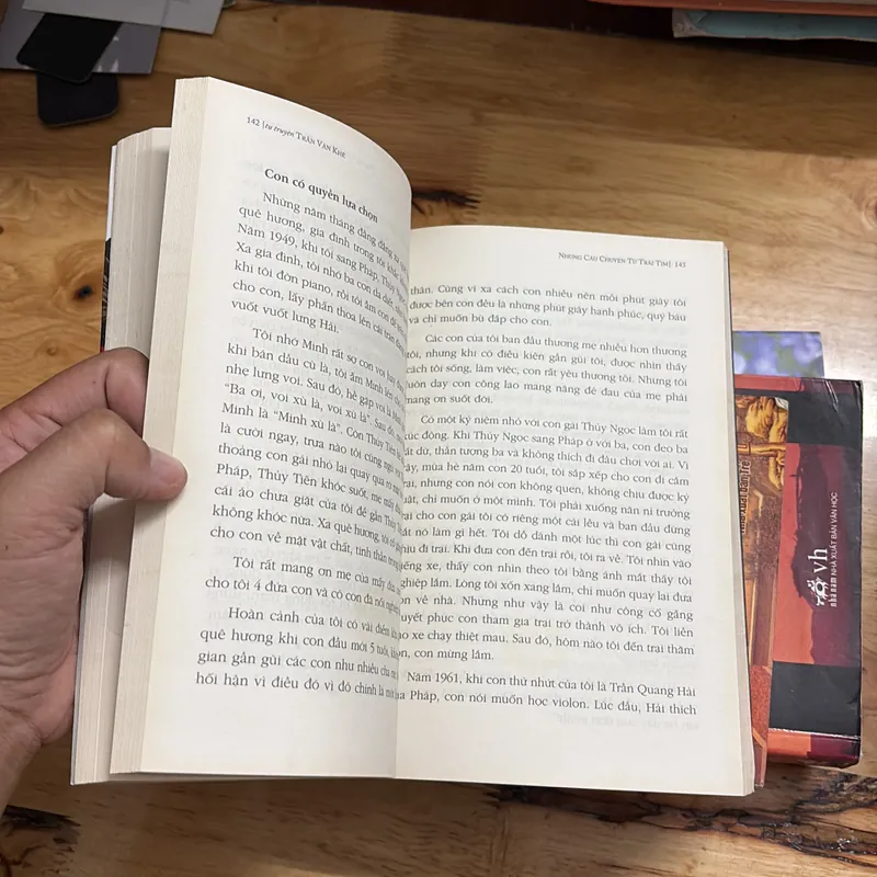 II Tựa Sách: Tự Truyện Trần Văn Khê _ Những Câu Chuyện Từ Trái Tim - 2012 701001