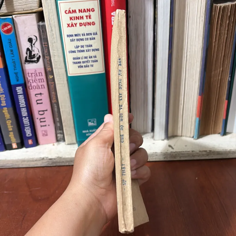 II Sách Chính Trị: Chế Độ Mới Về Xây Dựng Cơ Bản (Tập 1) - 1984 777761