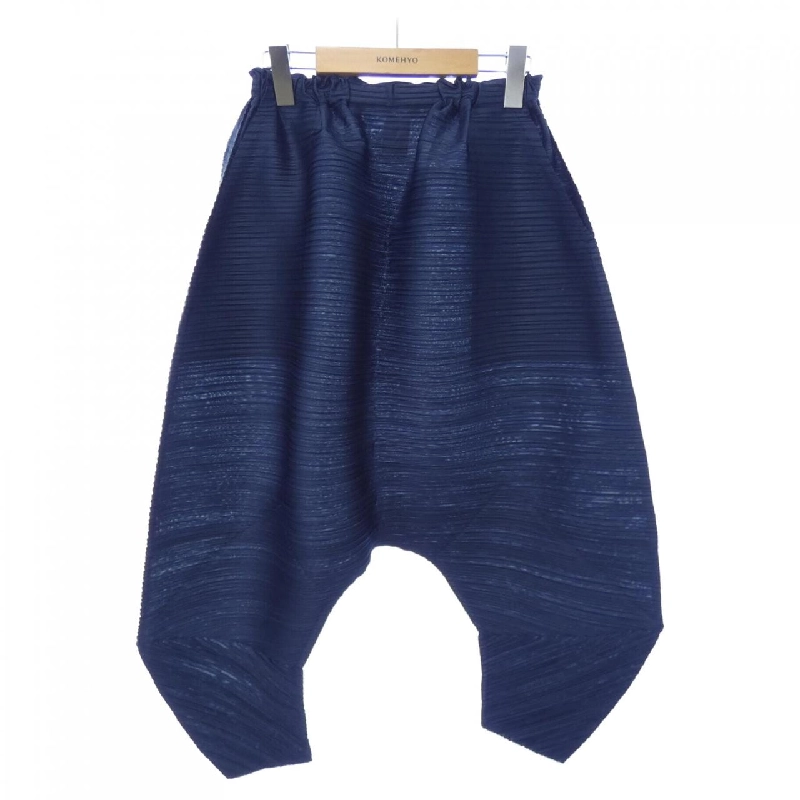 Quần PLEATS PLEASE - Hàng hiệu Authentic 823639