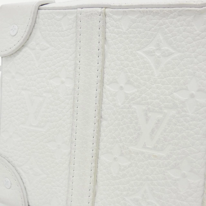 Túi xách mềm Monogram Trianon (LV Friends) của Louis Vuitton M80146 612982