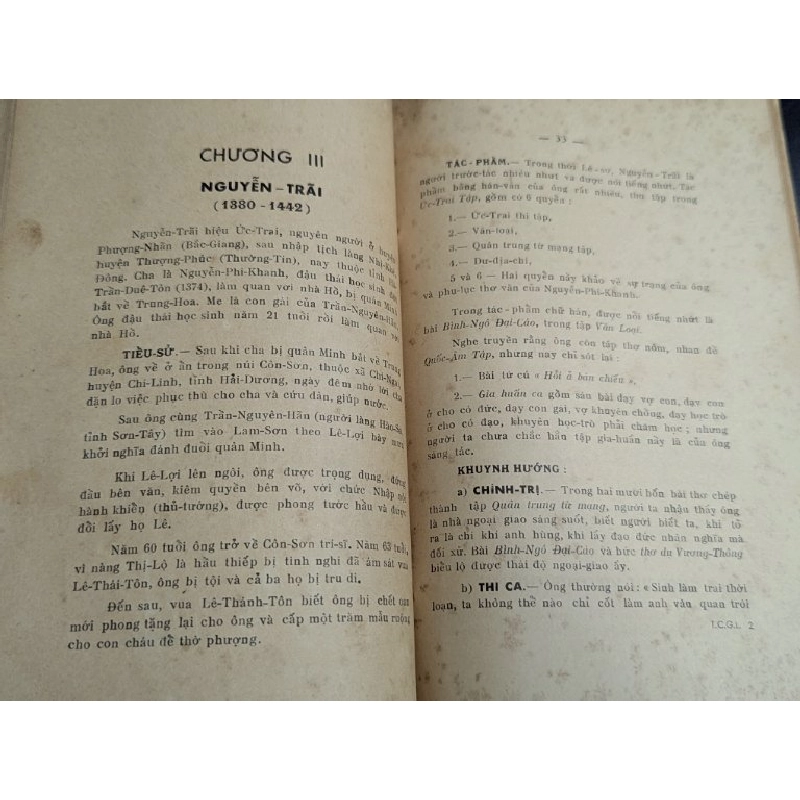Thi ca việt nam giảng luận - Thuần Phong 452726