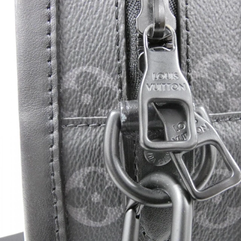Túi xách Louis Vuitton Monogram Eclipse Soft Trunk Briefcase M44952 - Hàng hiệu Authentic 770990