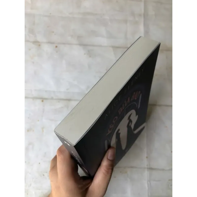 Kéo Búa Bao - Alice Feeney 1022165