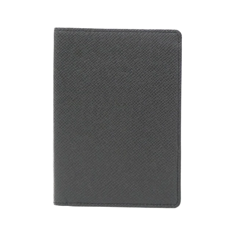 Louis Vuitton Taiga Couverture Passport M32646 Bìa hộ chiếu - Hàng hiệu Authentic 808156
