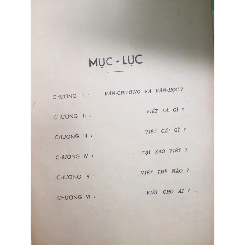 LƯỢC KHẢO VĂN HỌC 517930