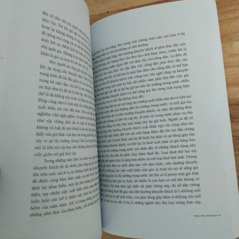 Tài liệu in: Của cải của các dân tộc (A5) 557977