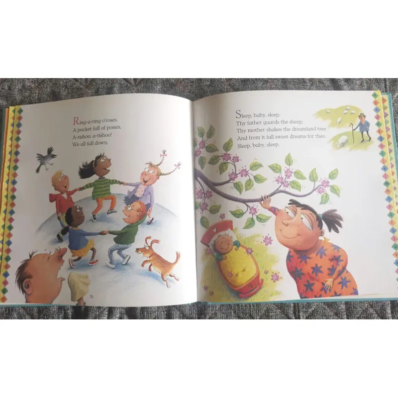 THE CHILDREN'S BOOK OF ALPHABETS 994047