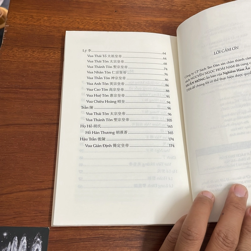 II Sách Lịch Sử: Quốc Sử Huấn Mông - Tản Đà, Nguyễn Khắc Hiếu - 2019 500392
