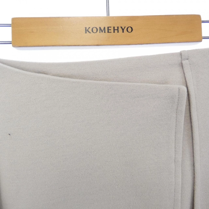 Chân váy ADORE - Hàng hiệu Authentic 811649