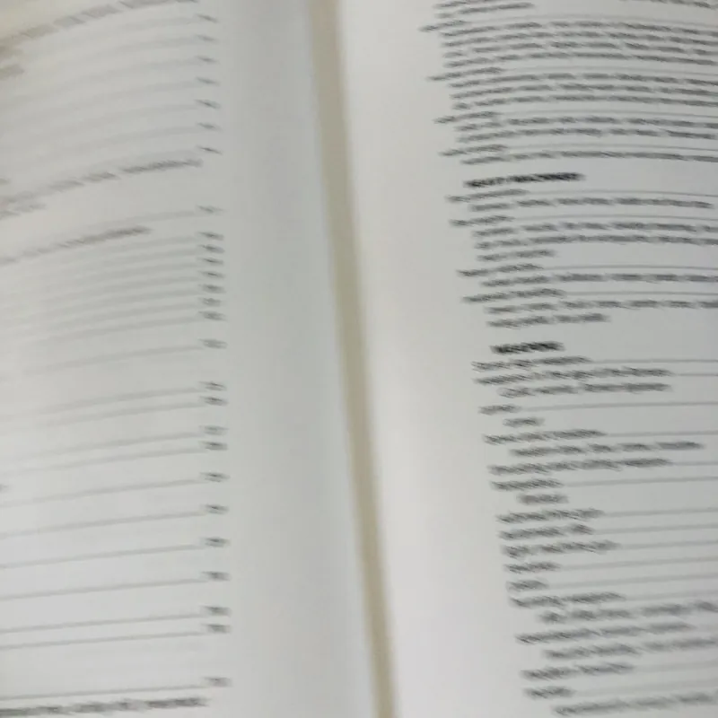 THE MACMILLAN VISUAL DICTIONARY 968636