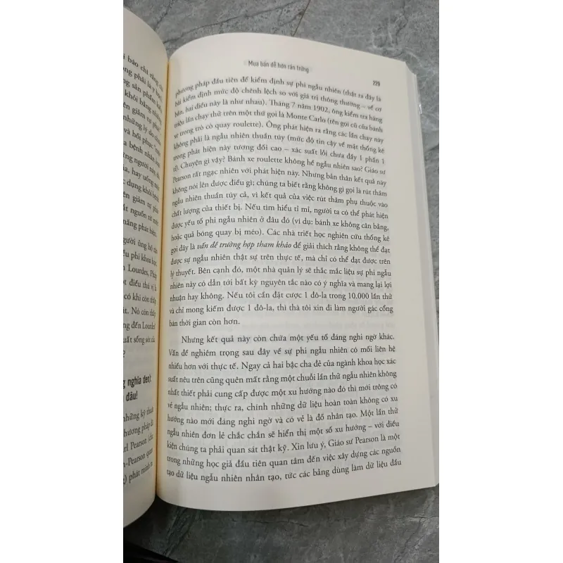 TRÒ ĐÙA CỦA SỰ NGẪU NHIÊN - LÊ VŨ KỲ NAM 738856
