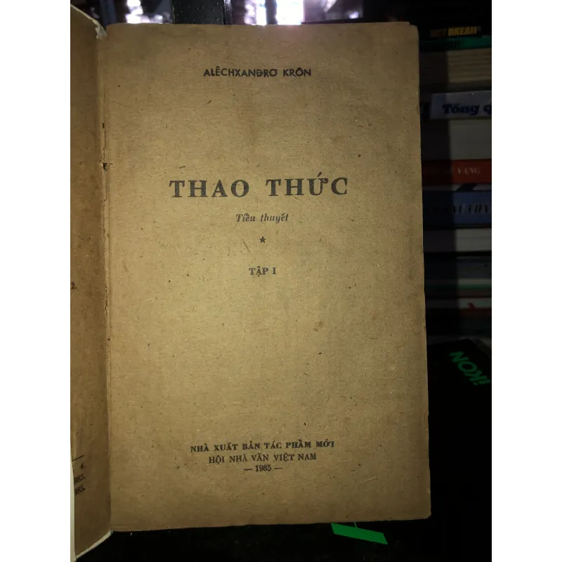 Thao thức - Alêchxanđrơ Krôn 792311