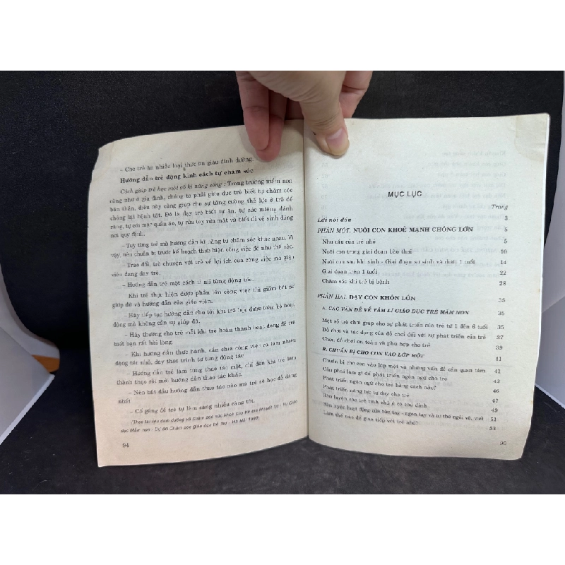 Người Mẹ Cần Biết, Mới 60% (Có Vết Nước), 2005 SBM2407 347449