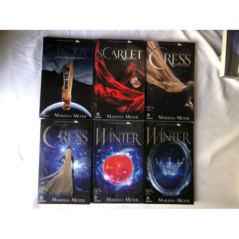 The Luna Chronicles Công Chúa Mặt Trăng - Marissa Meyer 970144