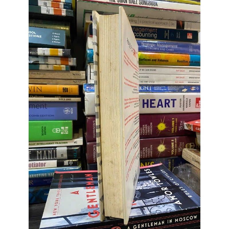 Grit: The Power of Passion and Perseverance - Angela Duckworth 759687