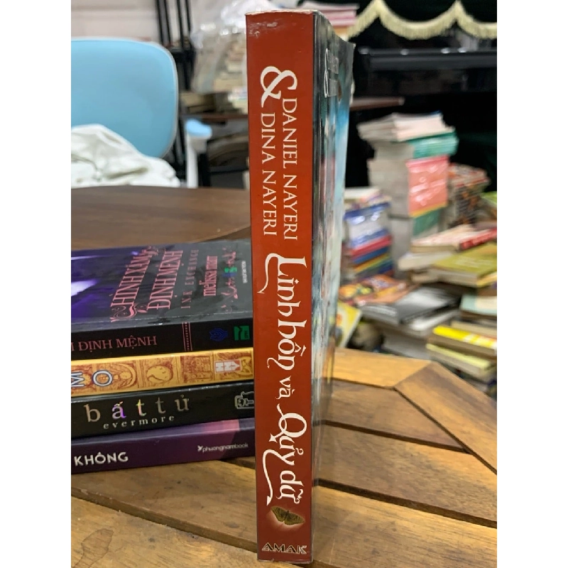 Linh hồn và quỷ dữ -Daniel nayeri & Dina nayeri 746270