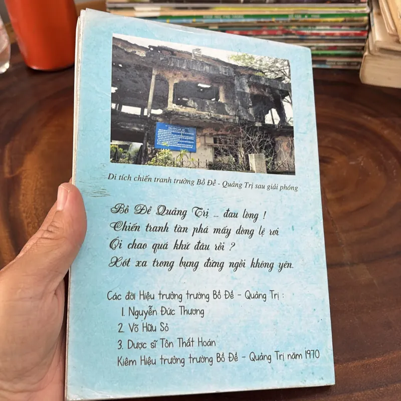 II Tựa Sách: Quảng Trị • Đà Nẵng Là… - Nhiều Tác Giả 999236