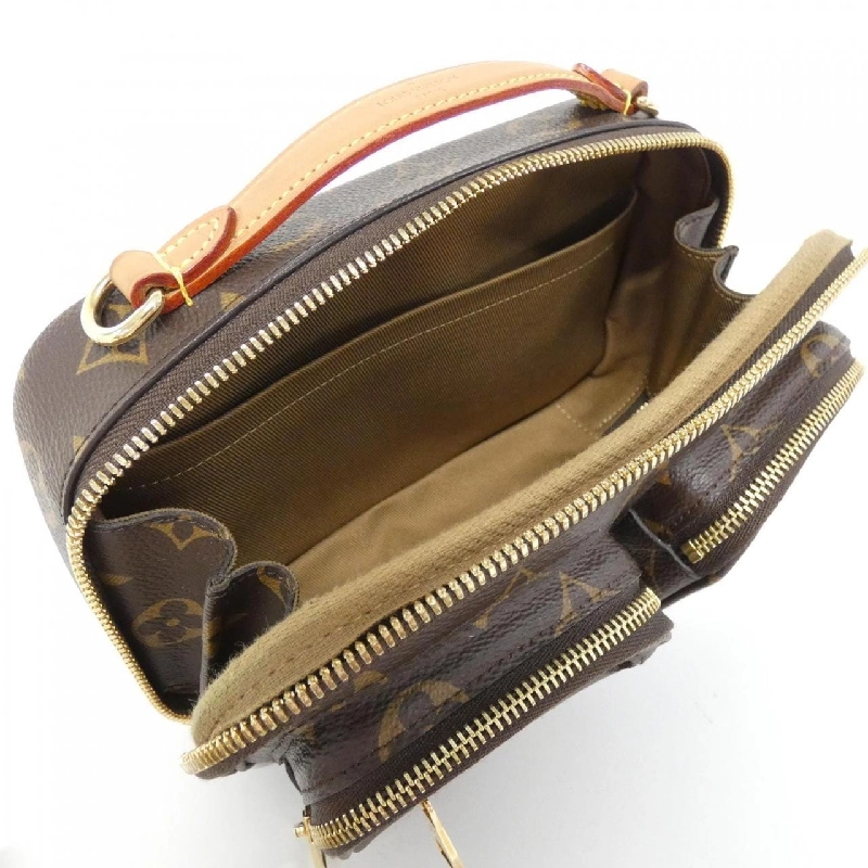 Túi đeo chéo Louis Vuitton Monogram Utility M80446 610457