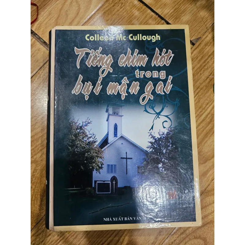 Tiếng chim hót trong bụi mận gai  (bìa cứng)
130k 758362