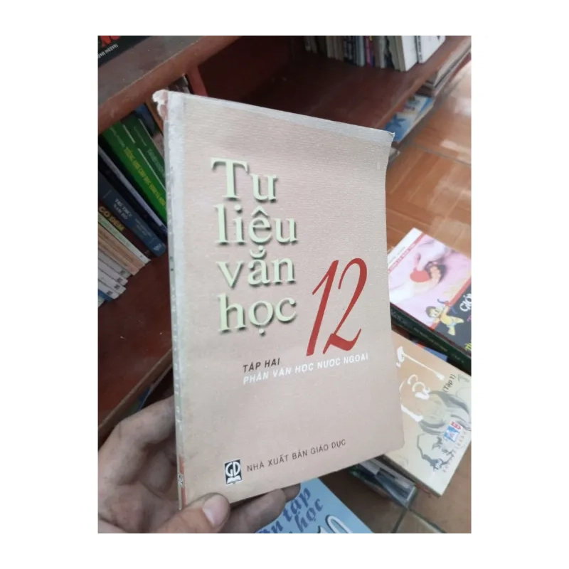 Tư liệu văn học 12 tập hai 2003 988781