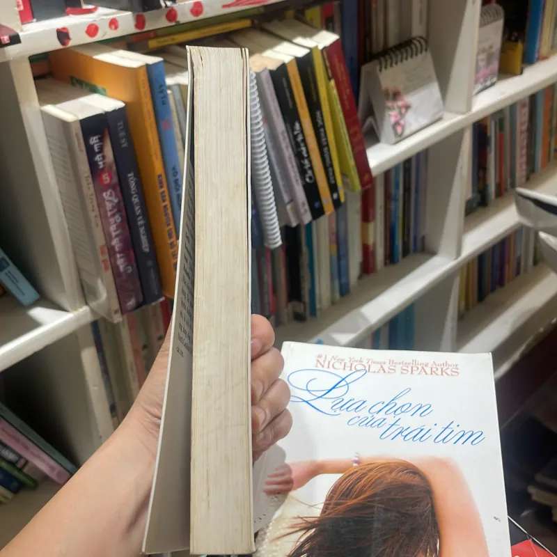 Lựa chọn của trái tim - Nicholas Sparks - new york times bestselling author nhã nam 1025657