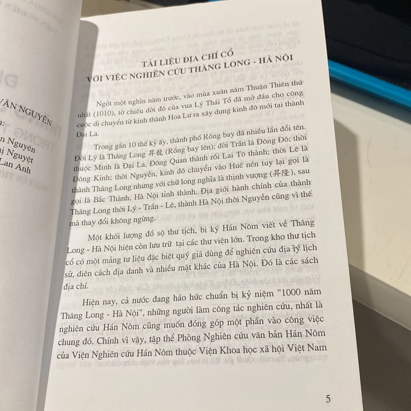 ĐỊA CHÍ THĂNG LONG HÀ NỘI TRONG THƯ TỊCH HÁN NÔM (XB 2007) 548237
