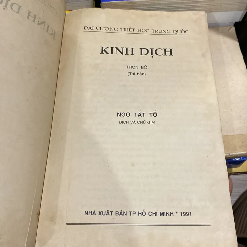 KINH DỊCH TRỌN BỘ, NGÔ TẤT TỐ (XB 1991) 674894
