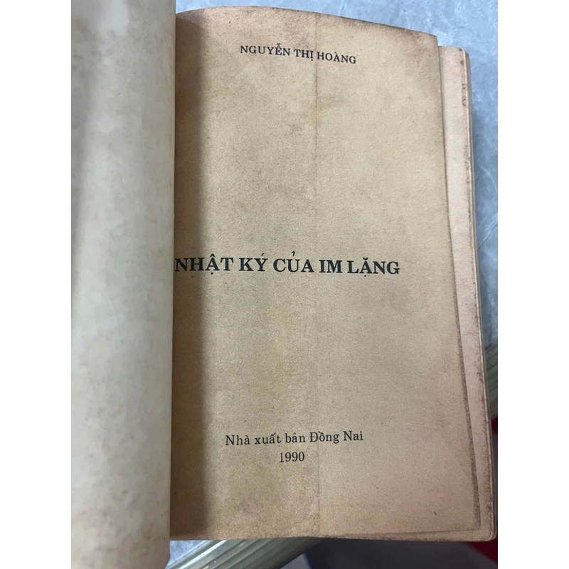NHẬT KÝ CỦA IM LẶNG 534012