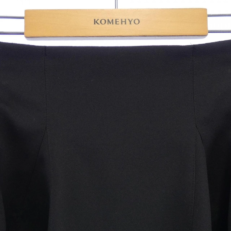 Chân váy DAISY LIN - Hàng hiệu Authentic 818374