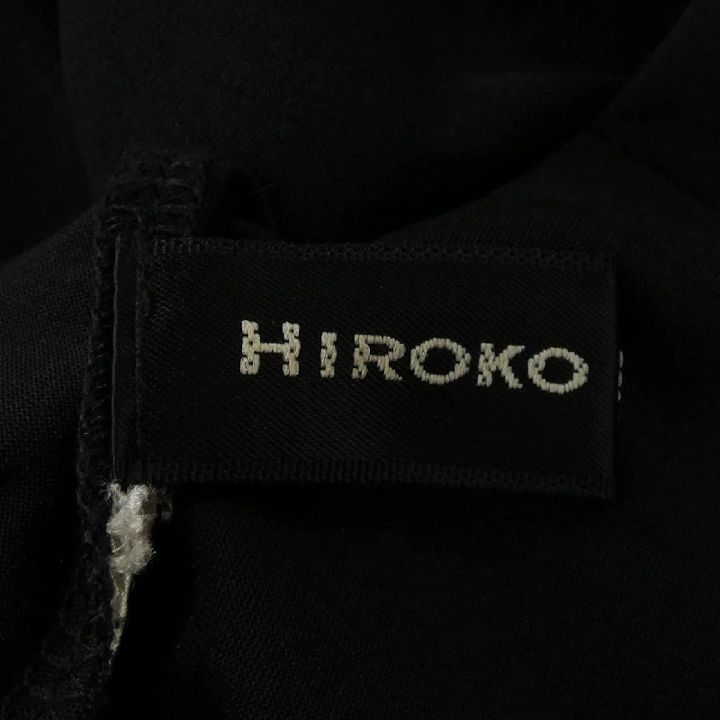 【Mã giảm giá】HIROKO KOSHINO Áo 640817