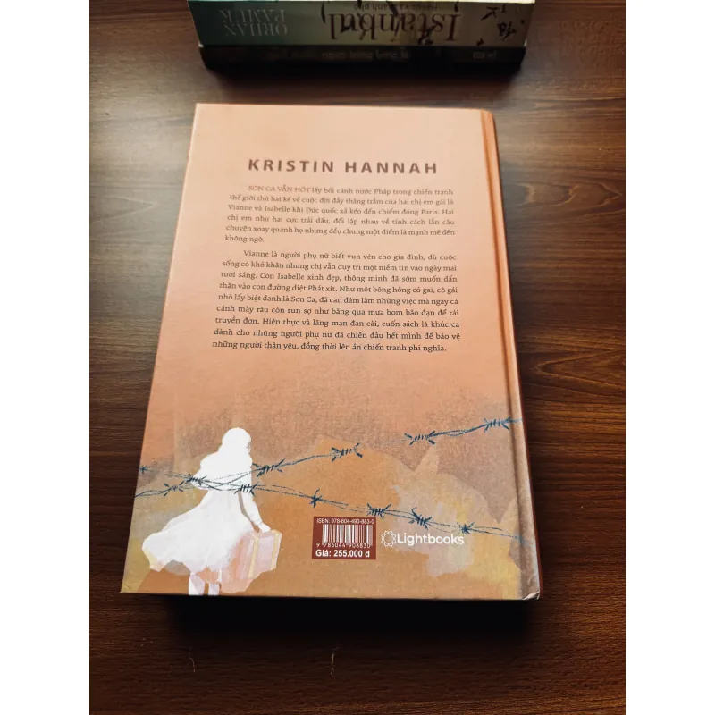 Sơn ca vẫn hót (Bìa cứng) - Kristin Hannah 788034