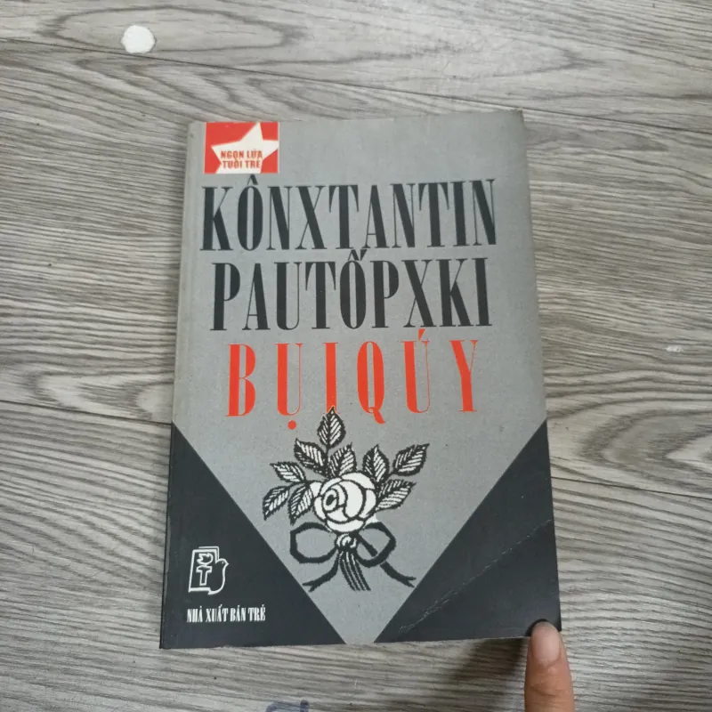 Bụi Quý - Kônxtantin Pautốpxki 1024038