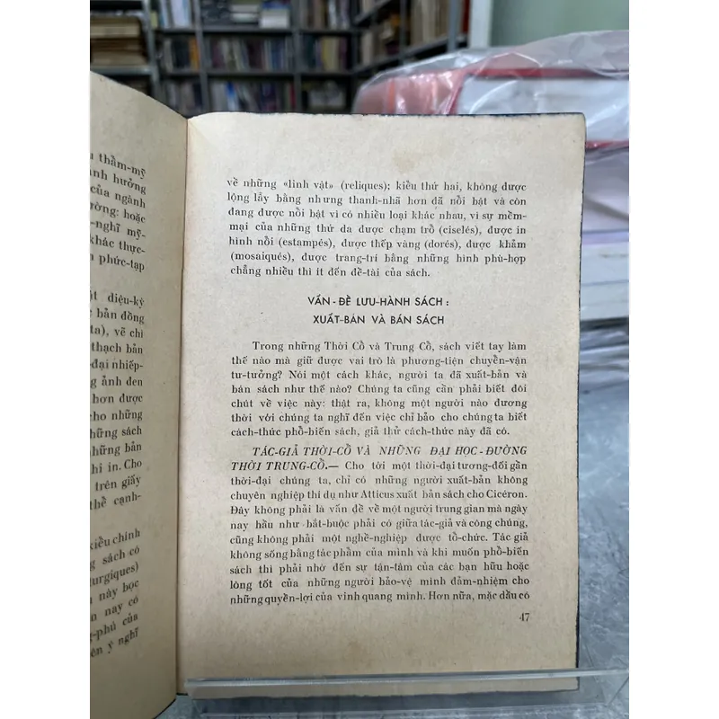 QUYỂN SÁCH NGHỀ XUẤT BẢN VÀ NGHỀ BÁN SÁCH - LÊ THÁI BẰNG 714991