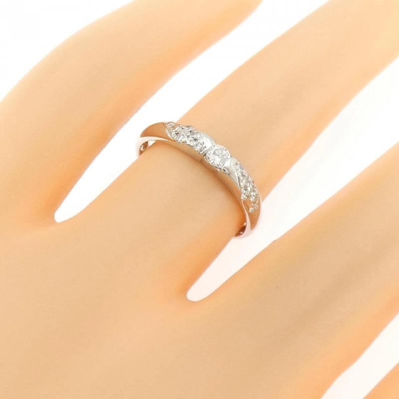 Nhẫn kim cương PT900 0.10CT - Hàng hiệu Chính hãng 856081