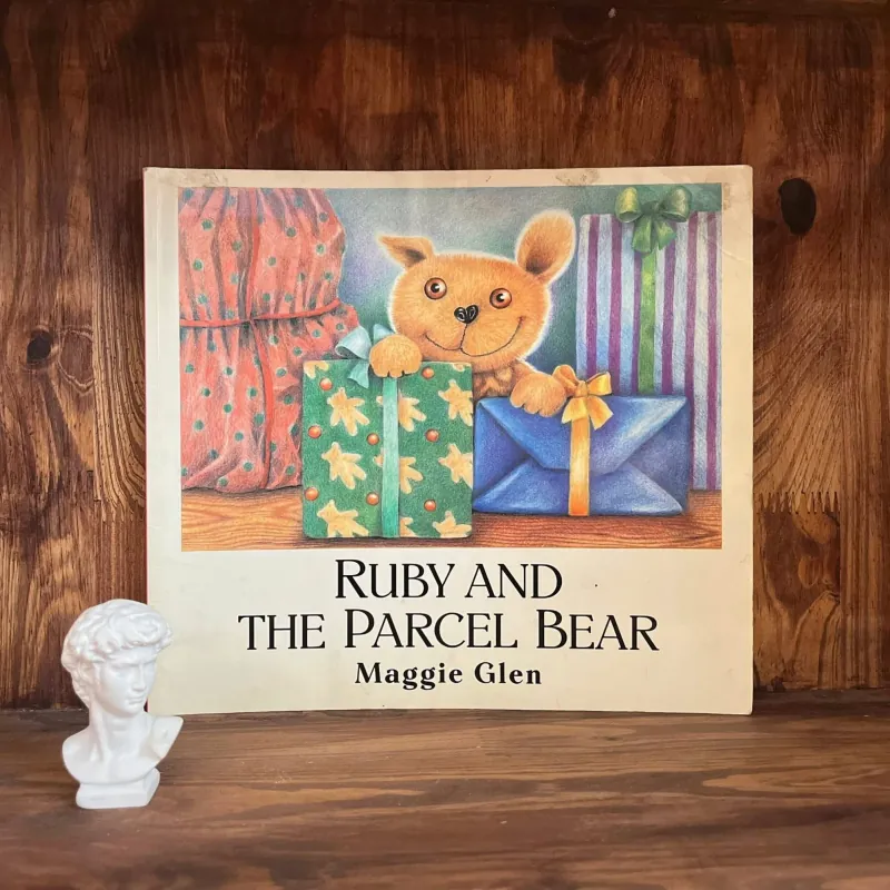 Ruby and the Parcel Bear 974891