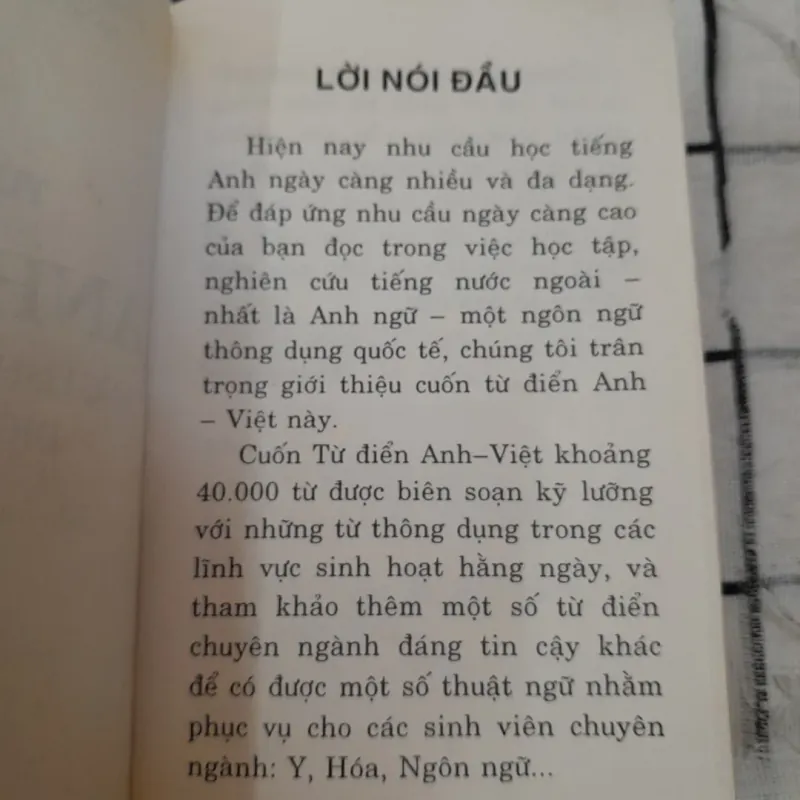 Tủ điển bỏ túi học sinh ANH VIỆT. 40.000 từ. Nhoam bs. Hùng Thắng 693028