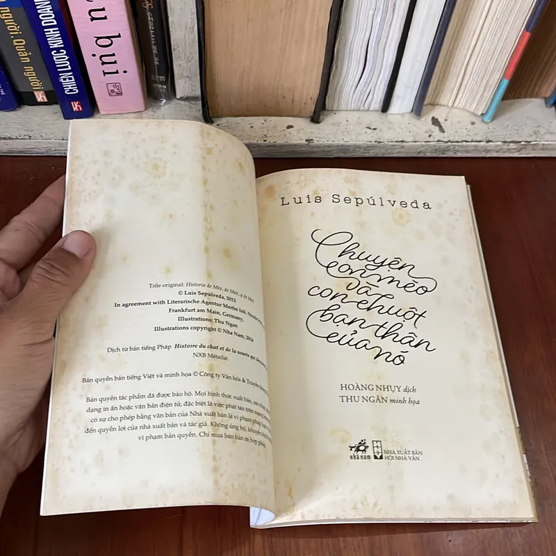 II Tựa sách: Chuyện Con Mèo Và Con Chuột Bạn Thân Của Nó - LUIS SEPÚLVEDA - 2017 569523