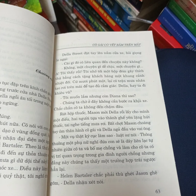 Cô Gái Có Vết Bầm Trên Mắt- Erie Stanley Gardner 693018