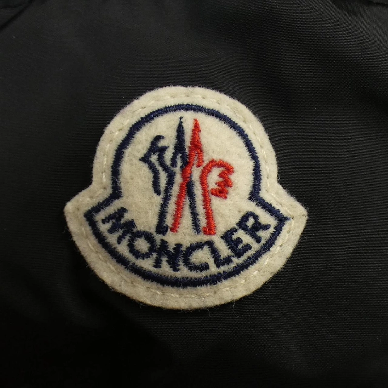 Áo khoác lông vũ MONCLER 643282