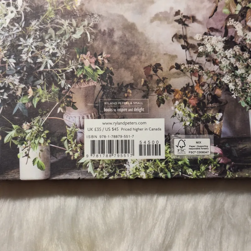 Lucy Hunter - The Flower Hunter: Creating a Floral Love Story Inspired by the Seasons 957122