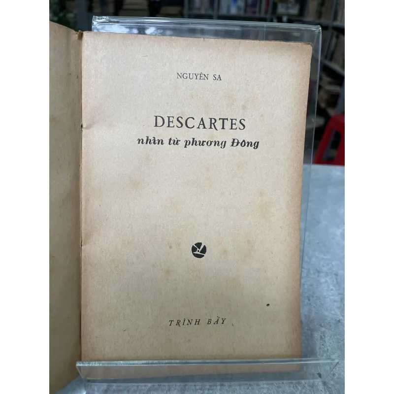 DESCARTES NHÌN TỪ PHƯƠNG ĐÔNG 704039