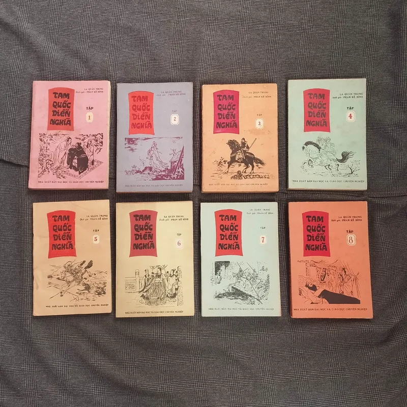 Tam Quốc Diễn Nghĩa - La Quán Trung - Dịch giả: Phan Kế Bính - Năm 1988 606141